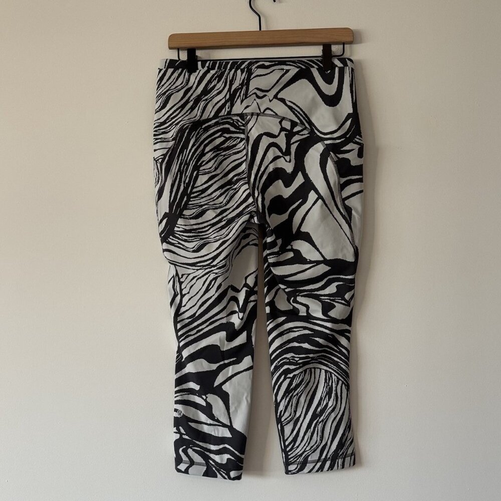 Lululemon Swift Speed HR Crop 21" Jacquard Leggings Women’s Size 10 Sporty Gym - Picture 10 of 16